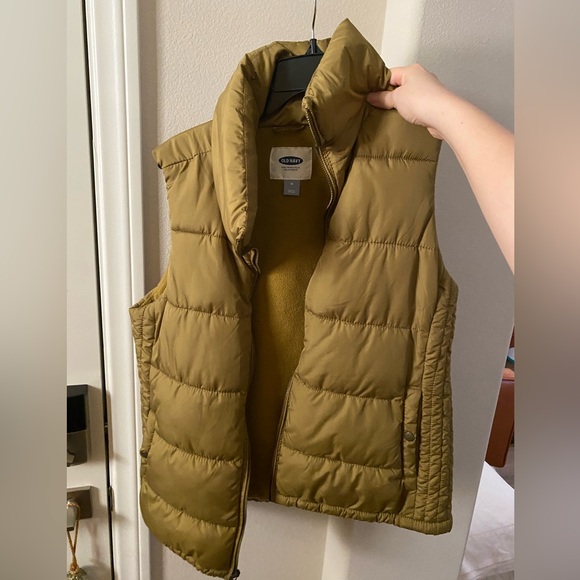 Old Navy olive green puffer vest - Picture 1 of 5